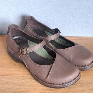 Dansko Fawna Mary Jane Women’s Size 9.5 / EU 40 Brown Leather Shoes Loafter